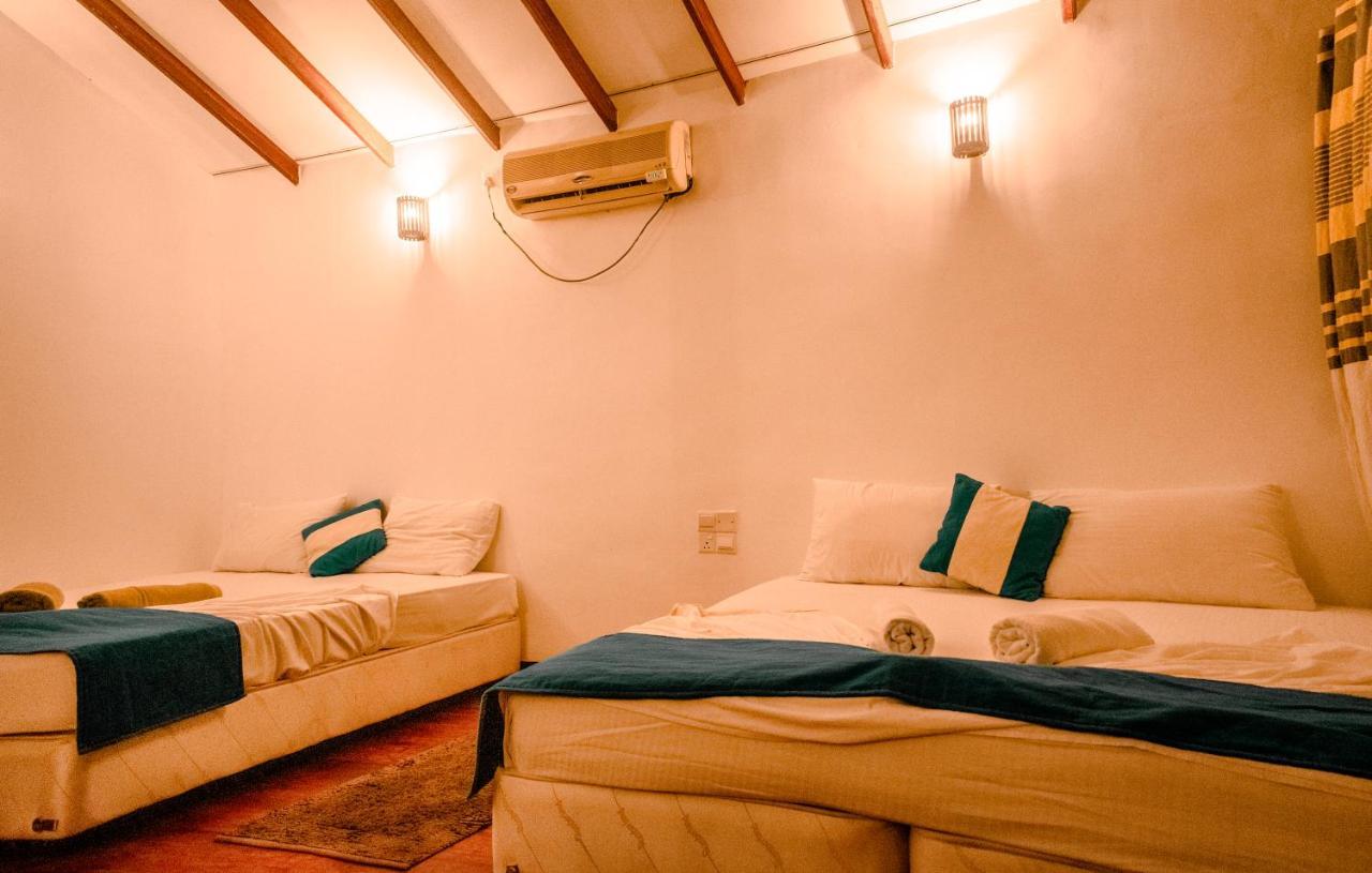 Sarada Beach Resort Yala ティッサマハーラーマ エクステリア 写真