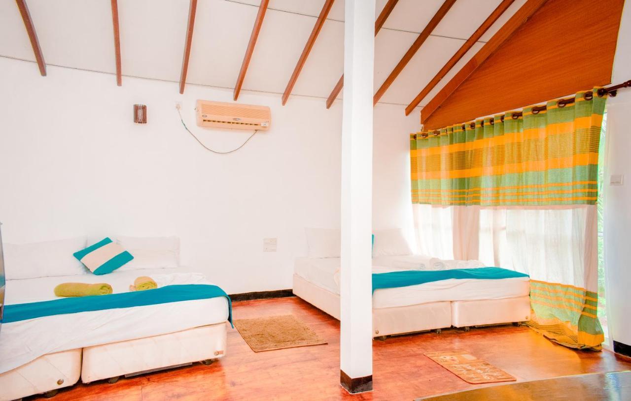 Sarada Beach Resort Yala ティッサマハーラーマ エクステリア 写真