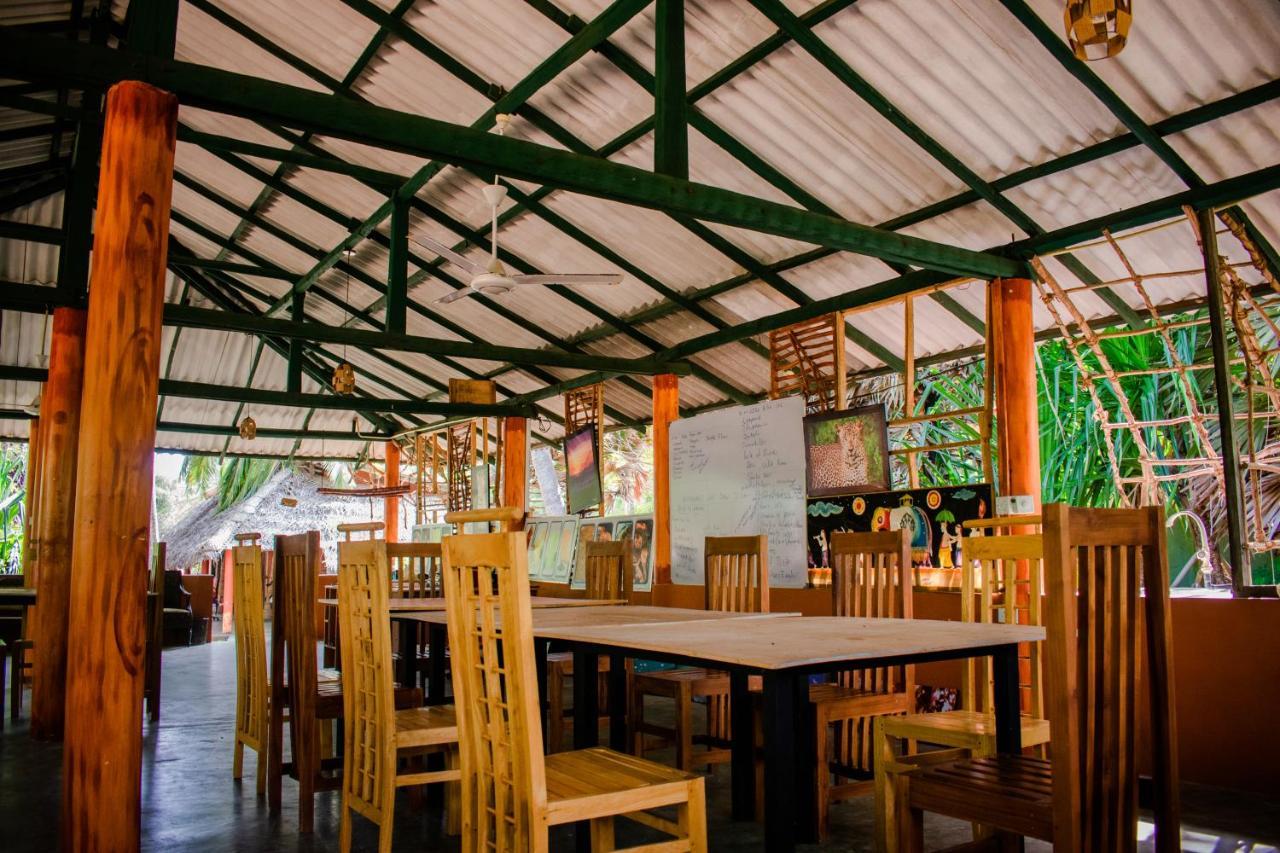 Sarada Beach Resort Yala ティッサマハーラーマ エクステリア 写真
